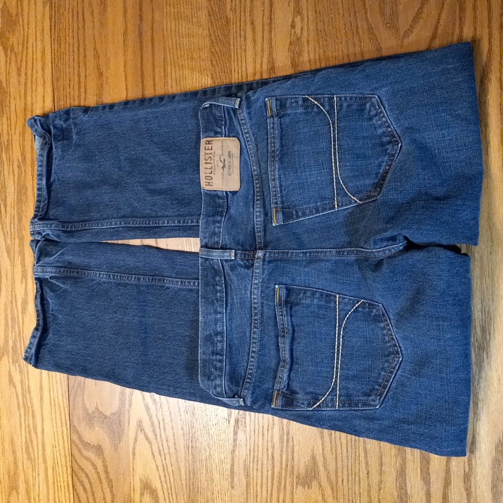 Hollister button fly Classic Straight Leg 31x32